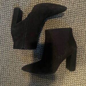 Nine West high heel bootie